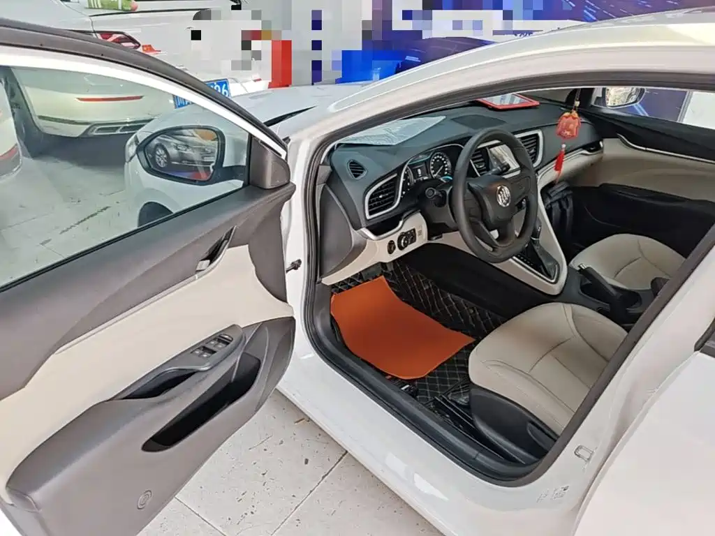 Buick Excelle — миниатюра 16