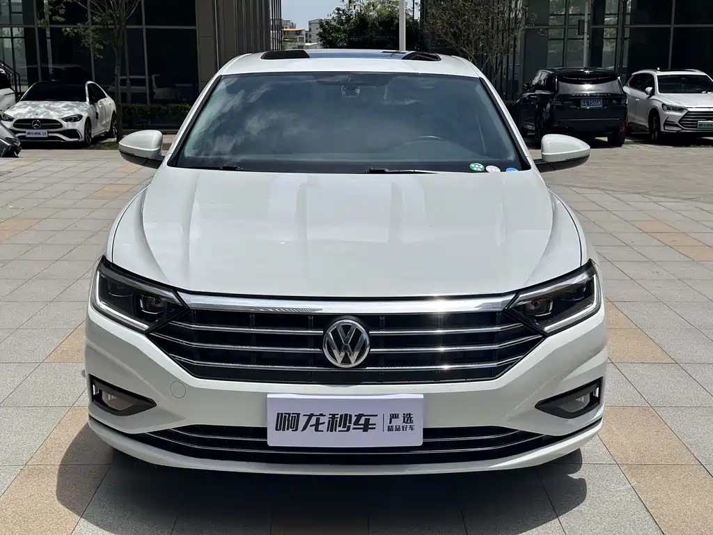 Volkswagen Sagitar 2022 280TSI DSG