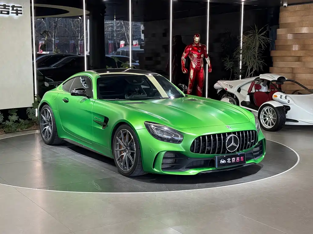 MERCEDES-BENZ AMG GT