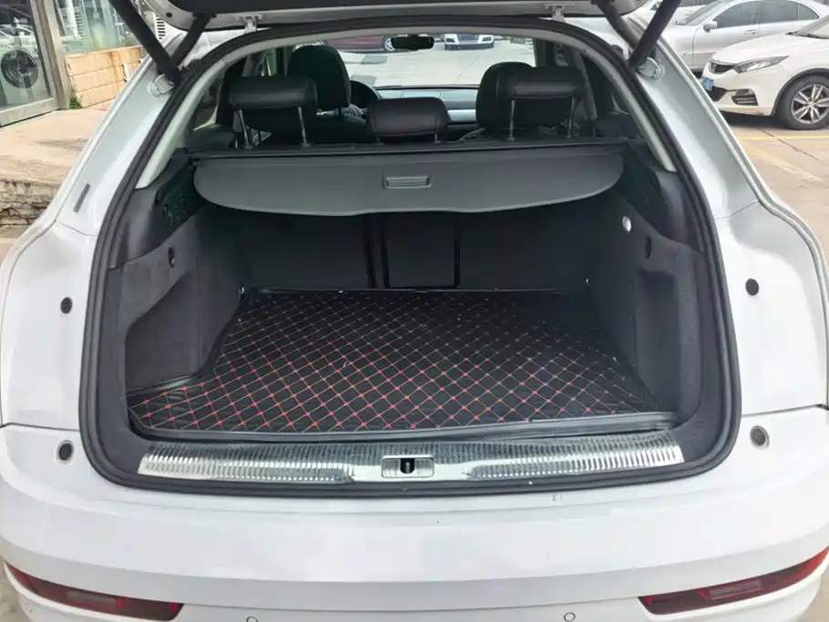 Audi Q3 — миниатюра 4