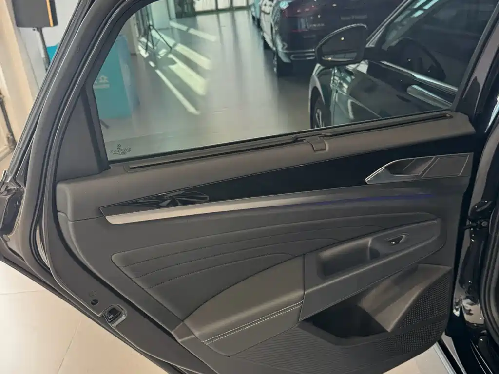 Volkswagen Passat — миниатюра 9