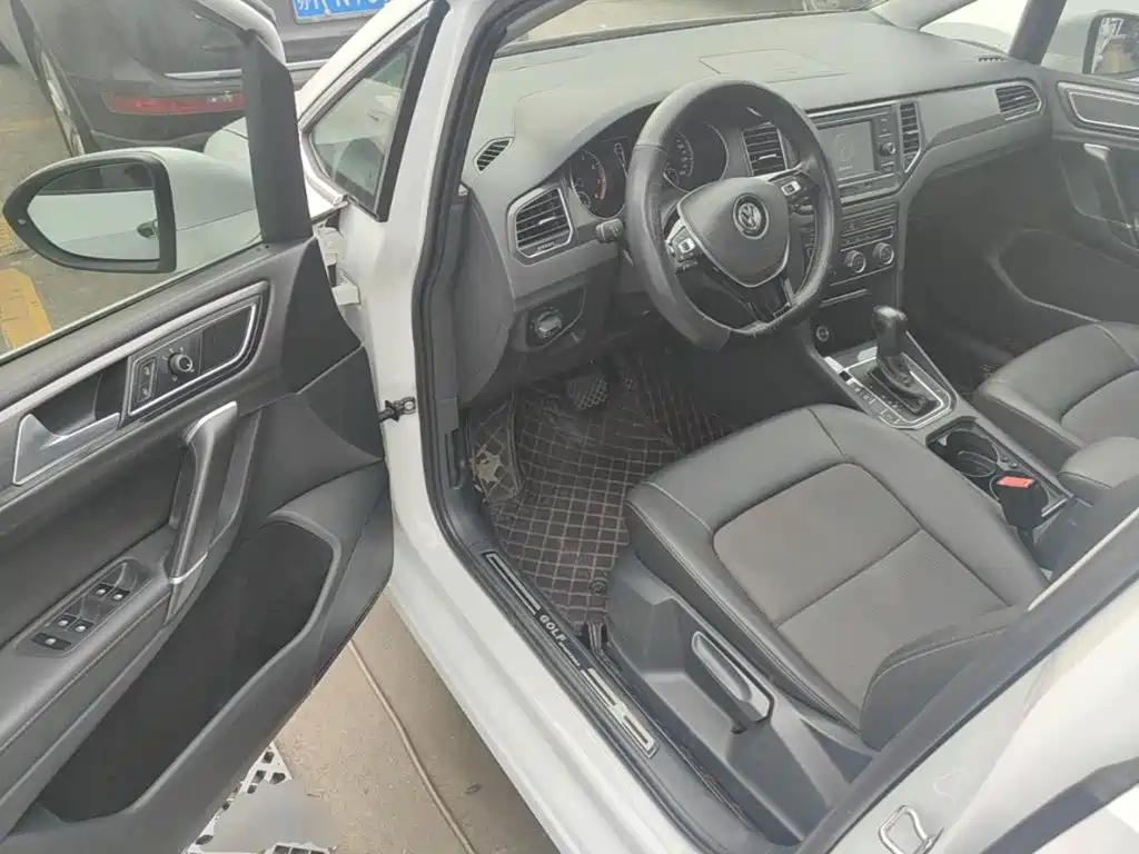 Volkswagen Golf Sportsvan — миниатюра 16