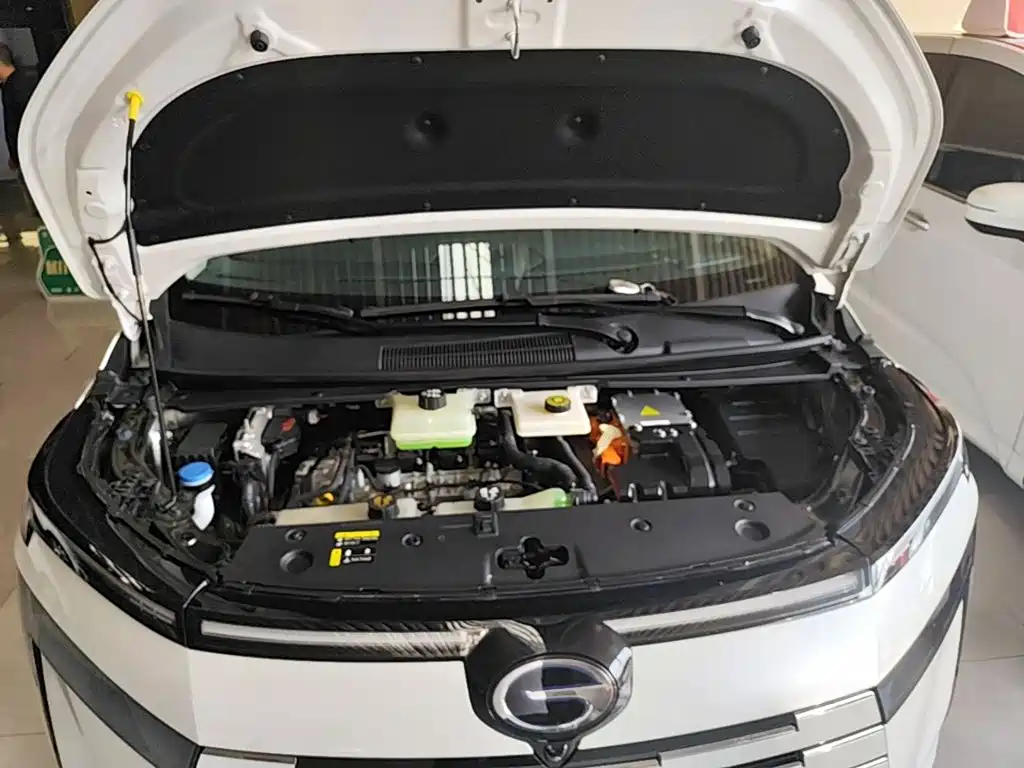 GAC Motor Trumpchi E8 PHEV — миниатюра 20