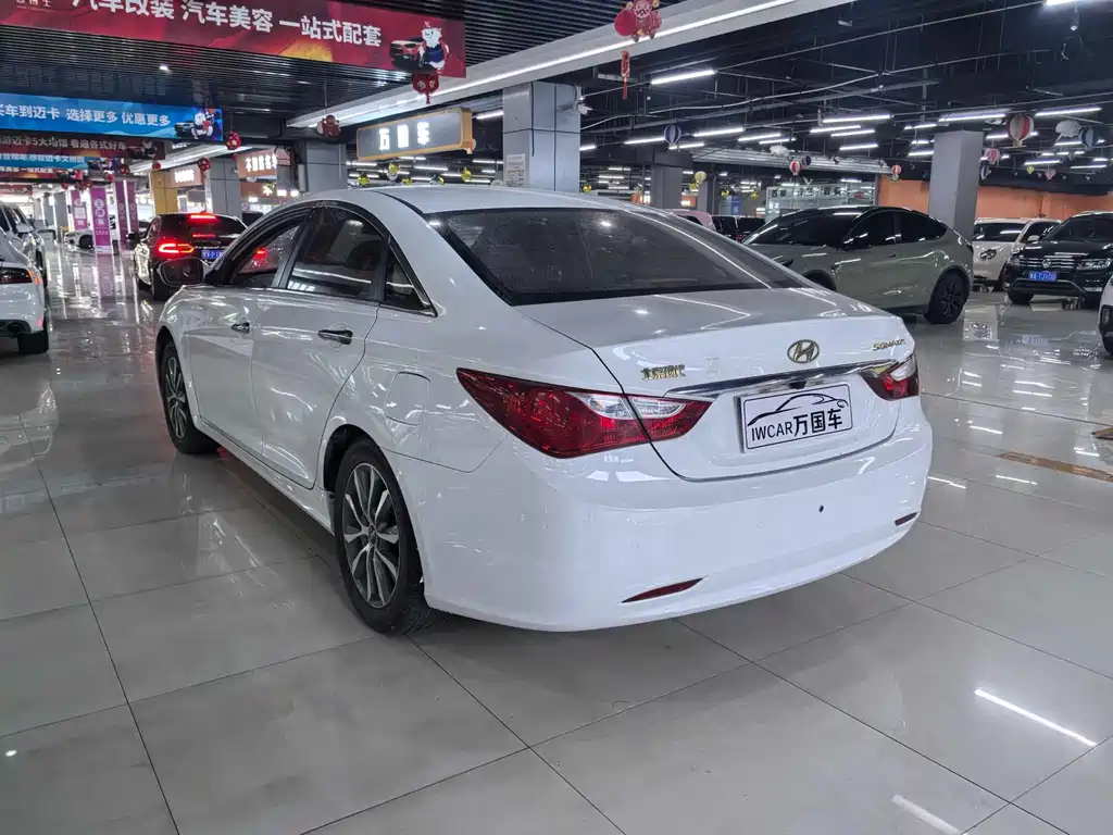 Hyundai Sonata — миниатюра 8