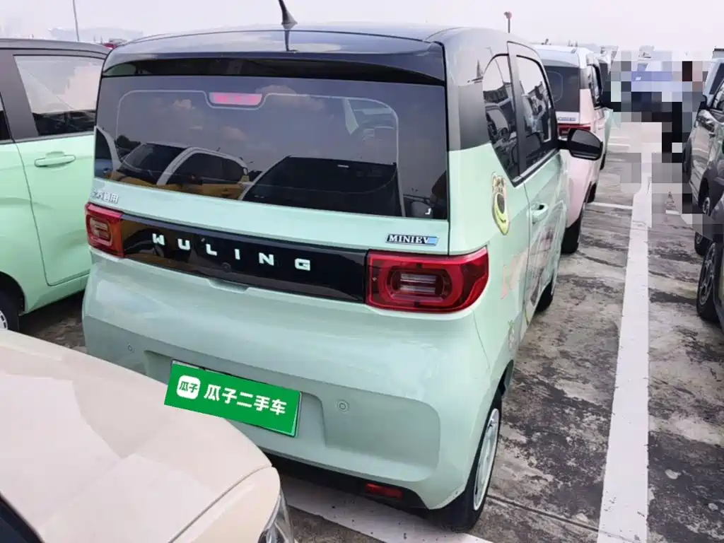 Wuling MINIEV — миниатюра 6