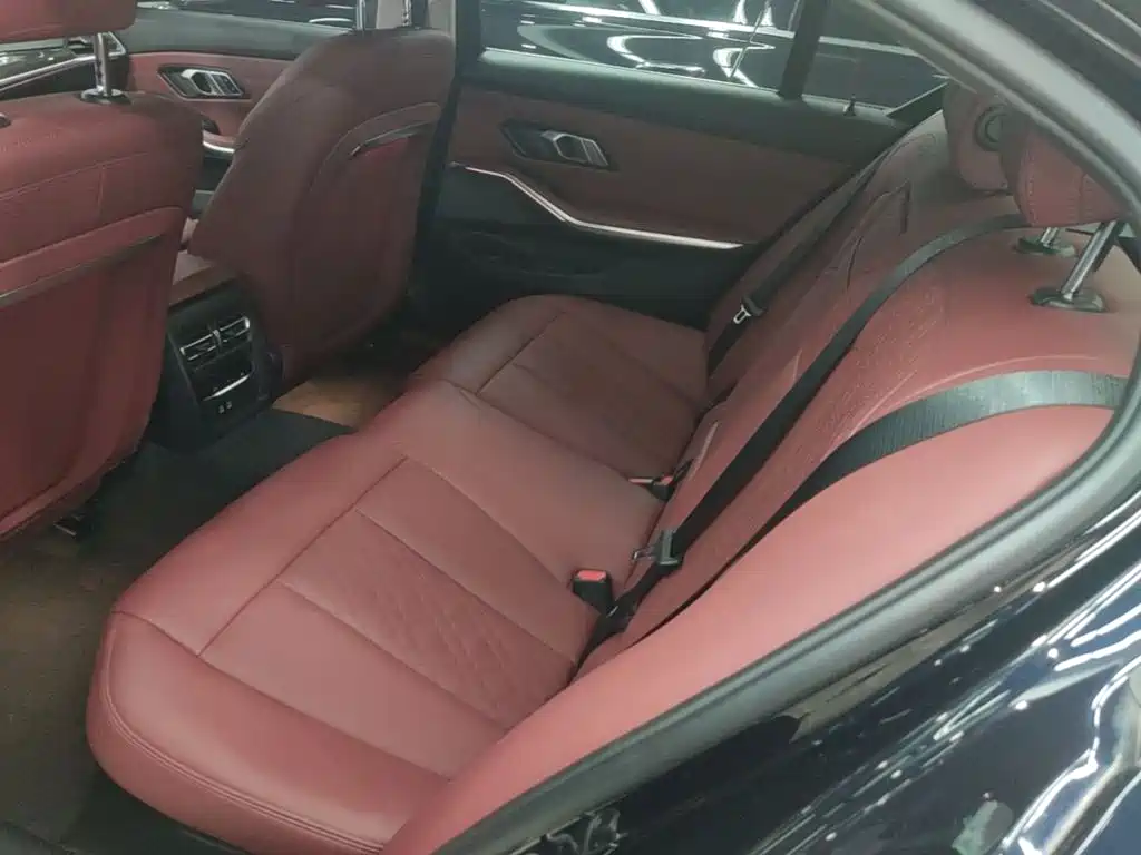 BMW 3 Series — миниатюра 17