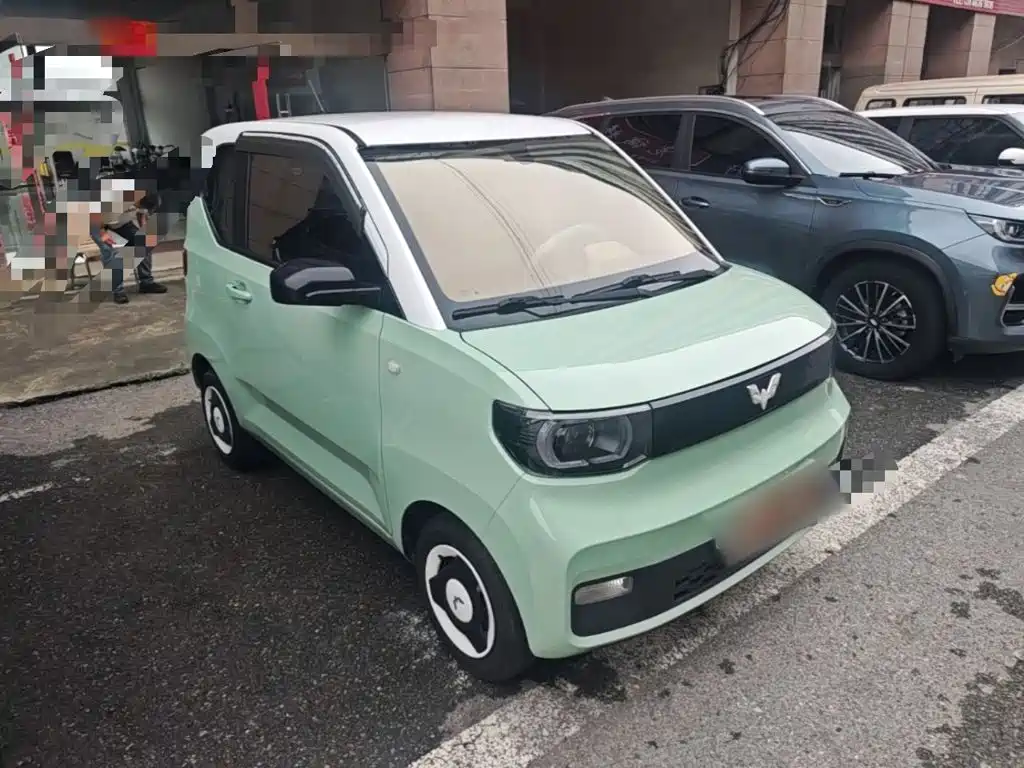 Wuling MINIEV — миниатюра 4