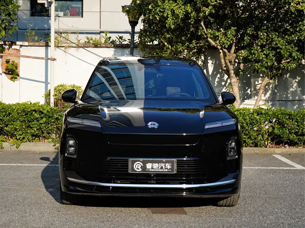 NIO ES8 — миниатюра 2