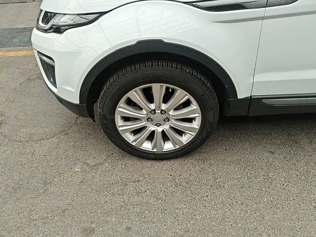 Land Rover Evoque — миниатюра 23