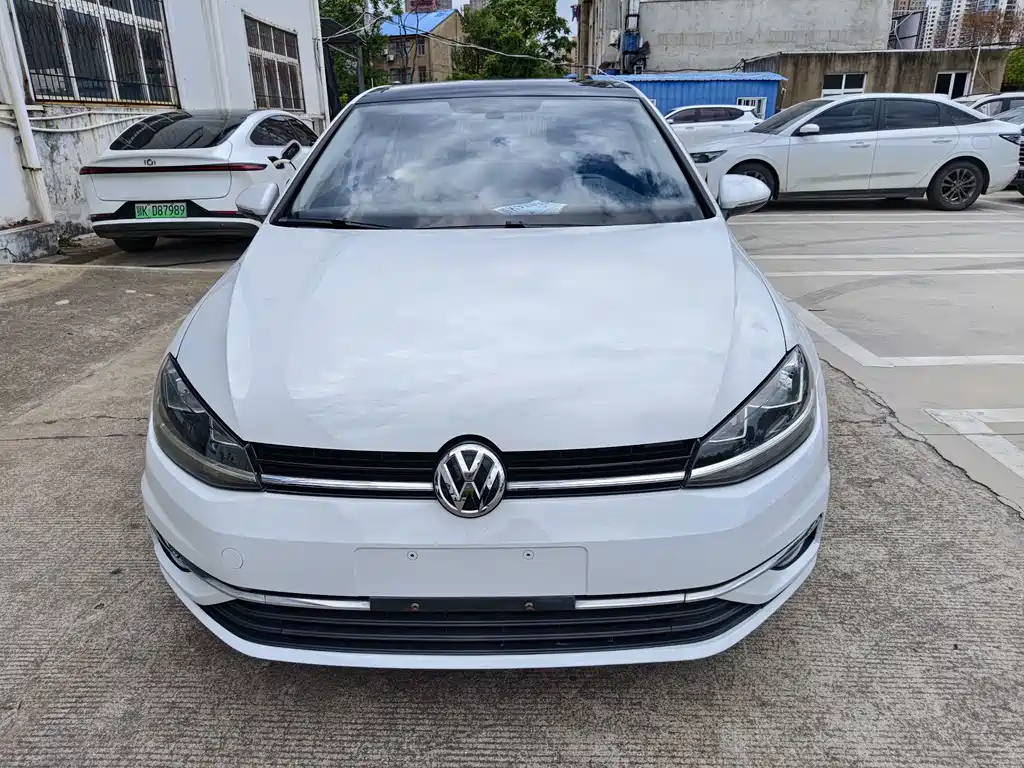 Volkswagen Golf — миниатюра 2