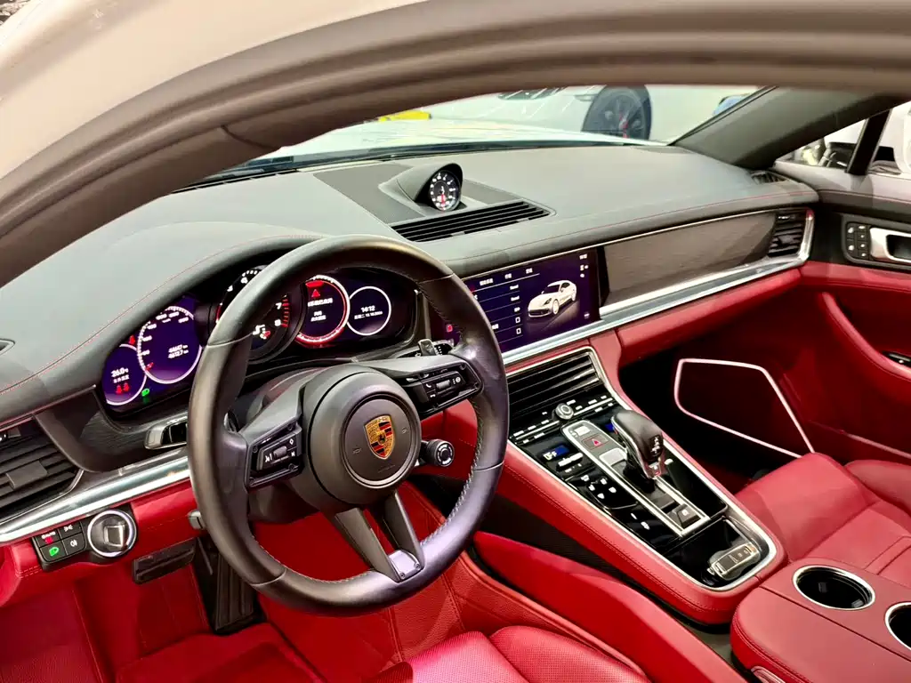 Porsche Panamera — миниатюра 4
