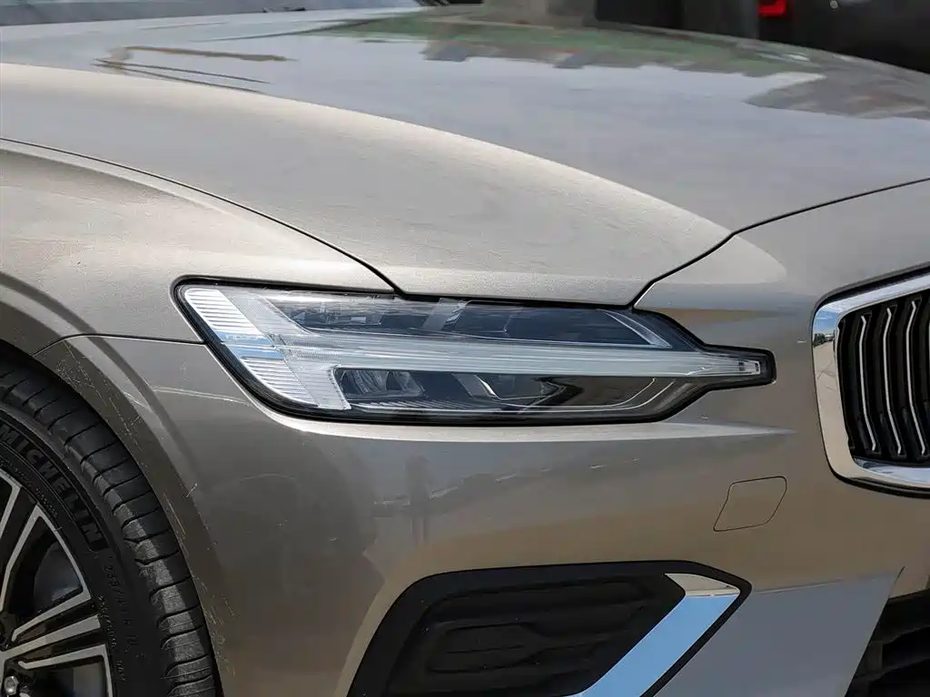 Volvo S60 — миниатюра 15