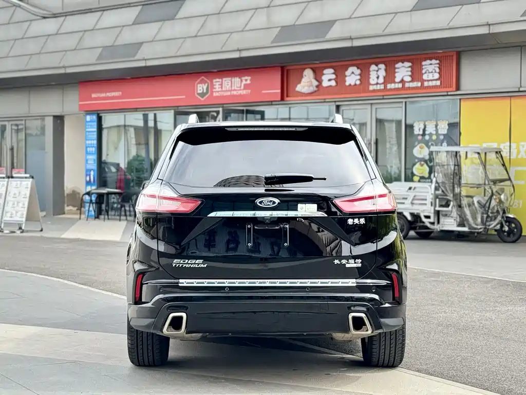 Ford Edge — миниатюра 4