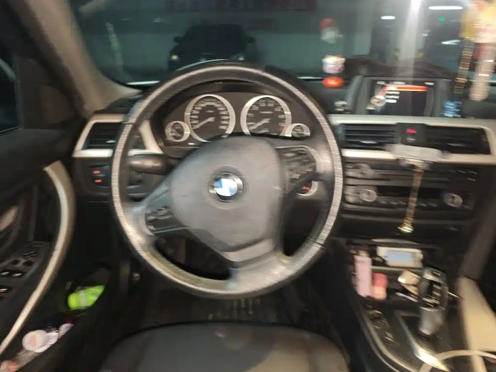 BMW 3 Series — миниатюра 3