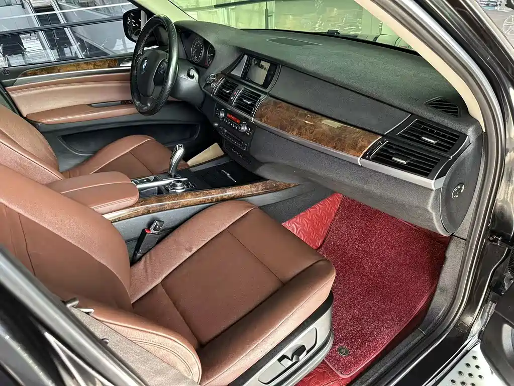 BMW X5 (Import) — миниатюра 5