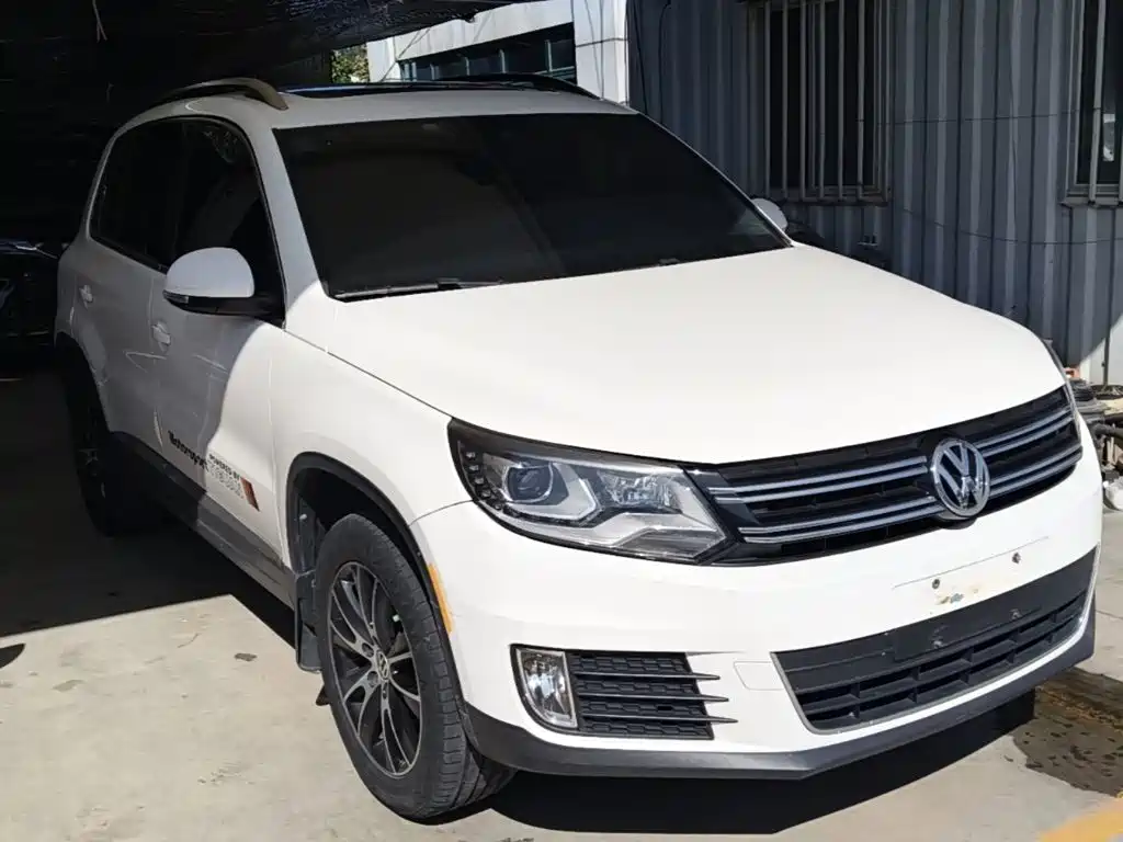 Volkswagen Tiguan — миниатюра 4