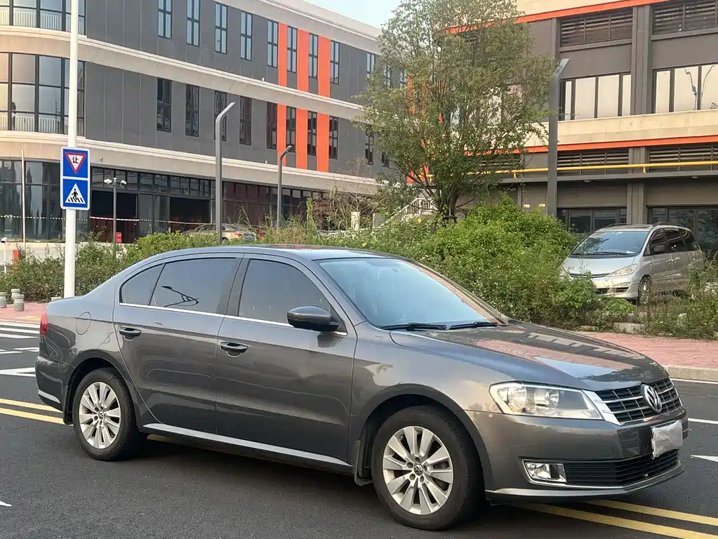 Volkswagen Lavida — миниатюра 3