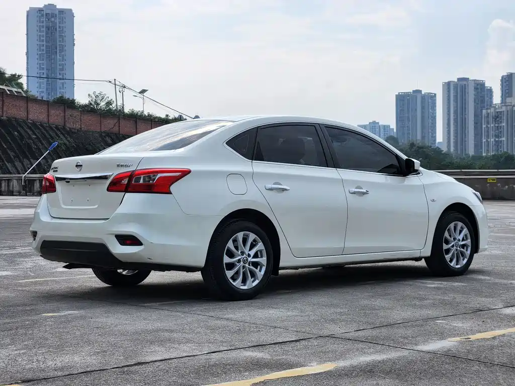 Nissan Sylphy — миниатюра 5