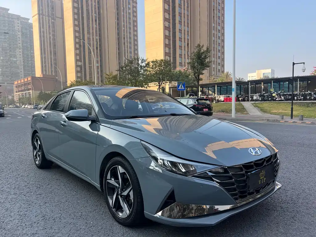 Hyundai Elantra 2021