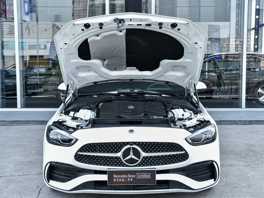 Mercedes-Benz C-Class — миниатюра 9