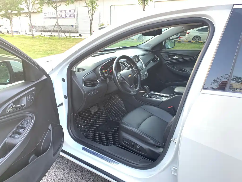 Chevrolet Malibu XL — миниатюра 6