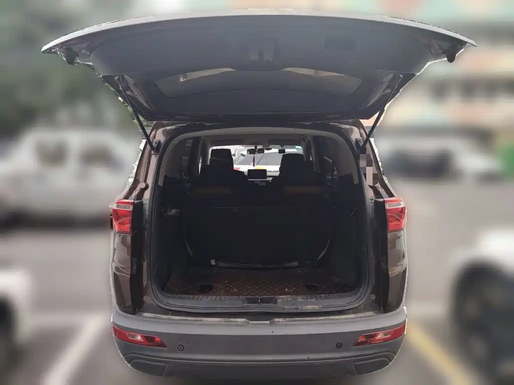 Wuling Hongguang S3 — миниатюра 15