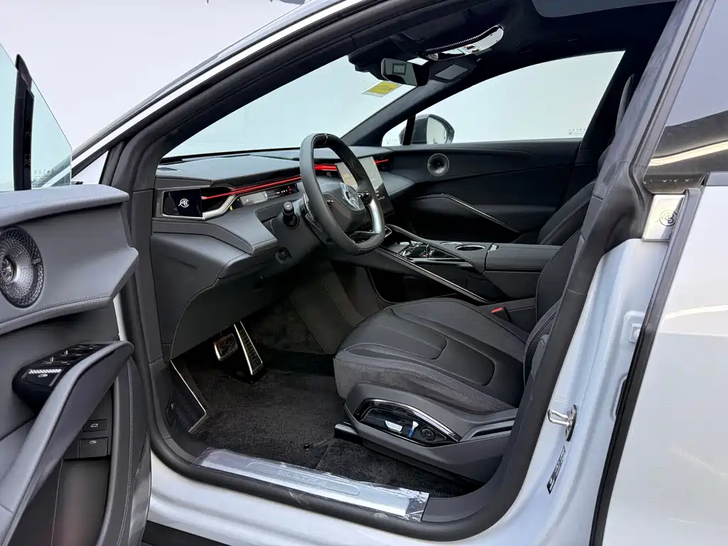 LOTUS SPORTS CAR ELETRE