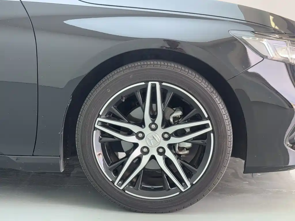 Honda Accord — миниатюра 11