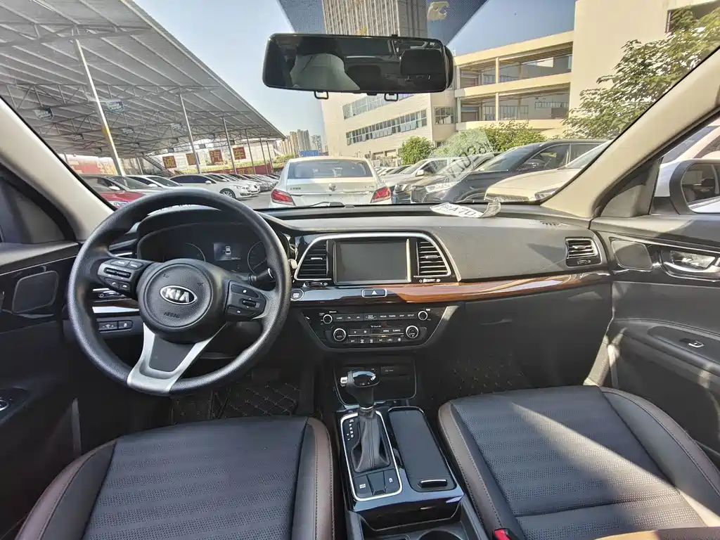 Kia K4 — миниатюра 5