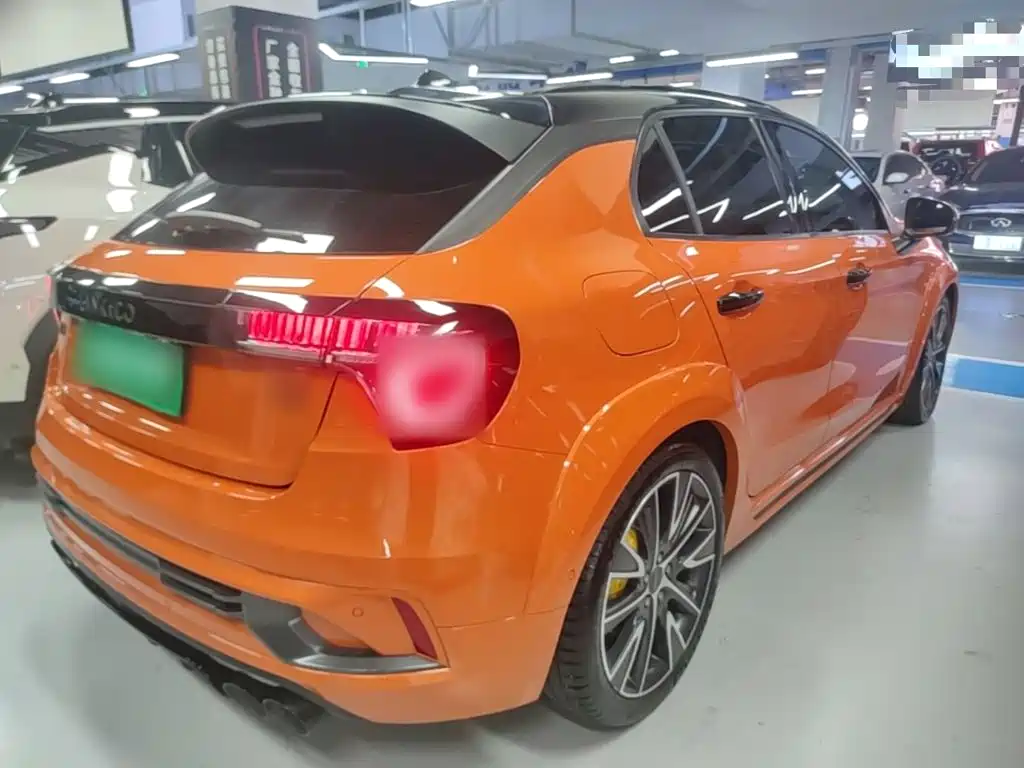 Lynk & Co 02 Hatchback — миниатюра 7