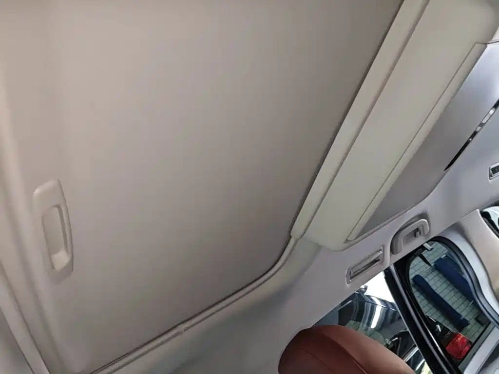 Toyota Sienna — миниатюра 18