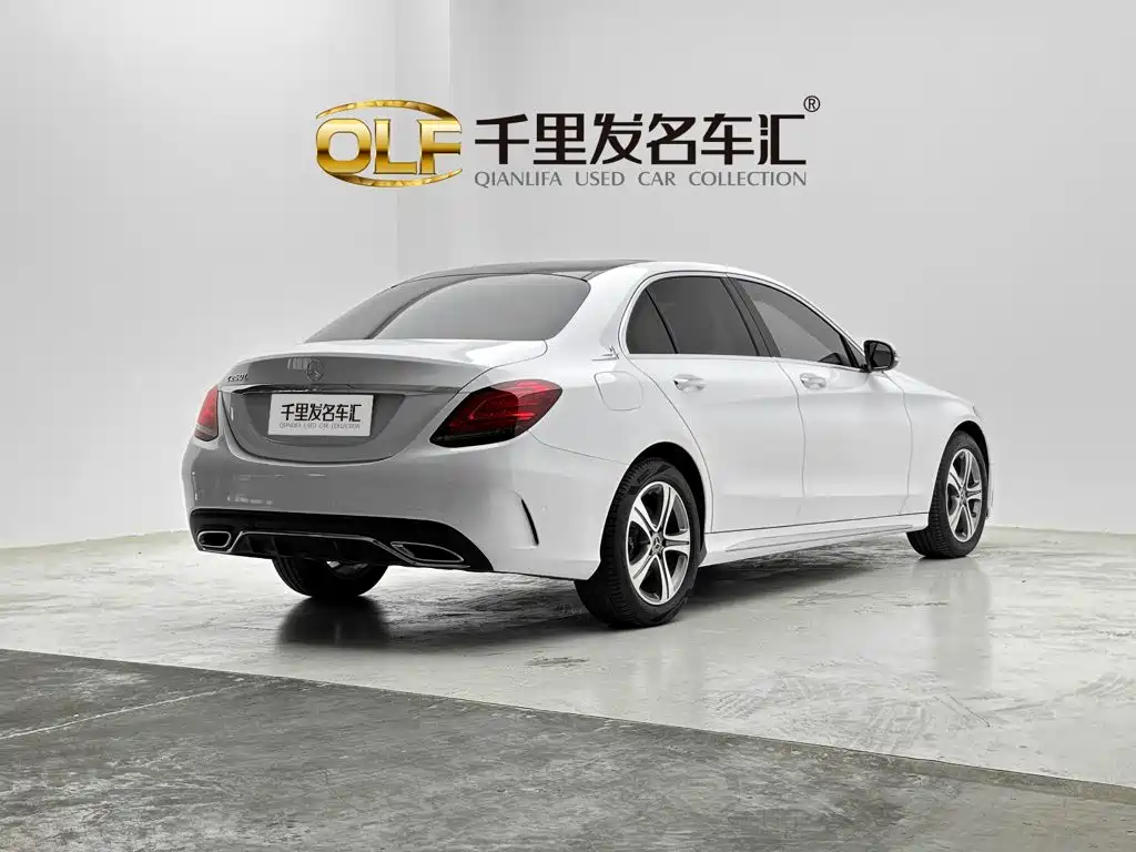 Mercedes-Benz C-Class — миниатюра 6