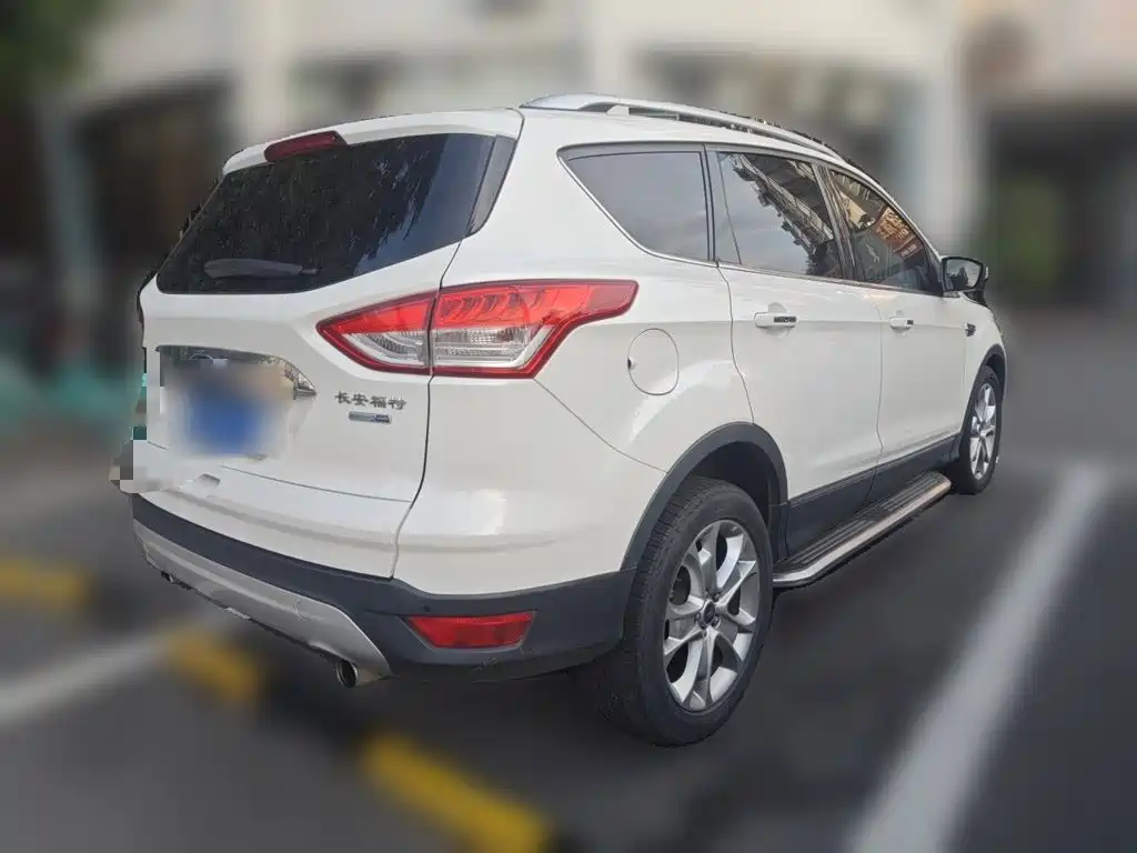 Ford Kuga — миниатюра 6