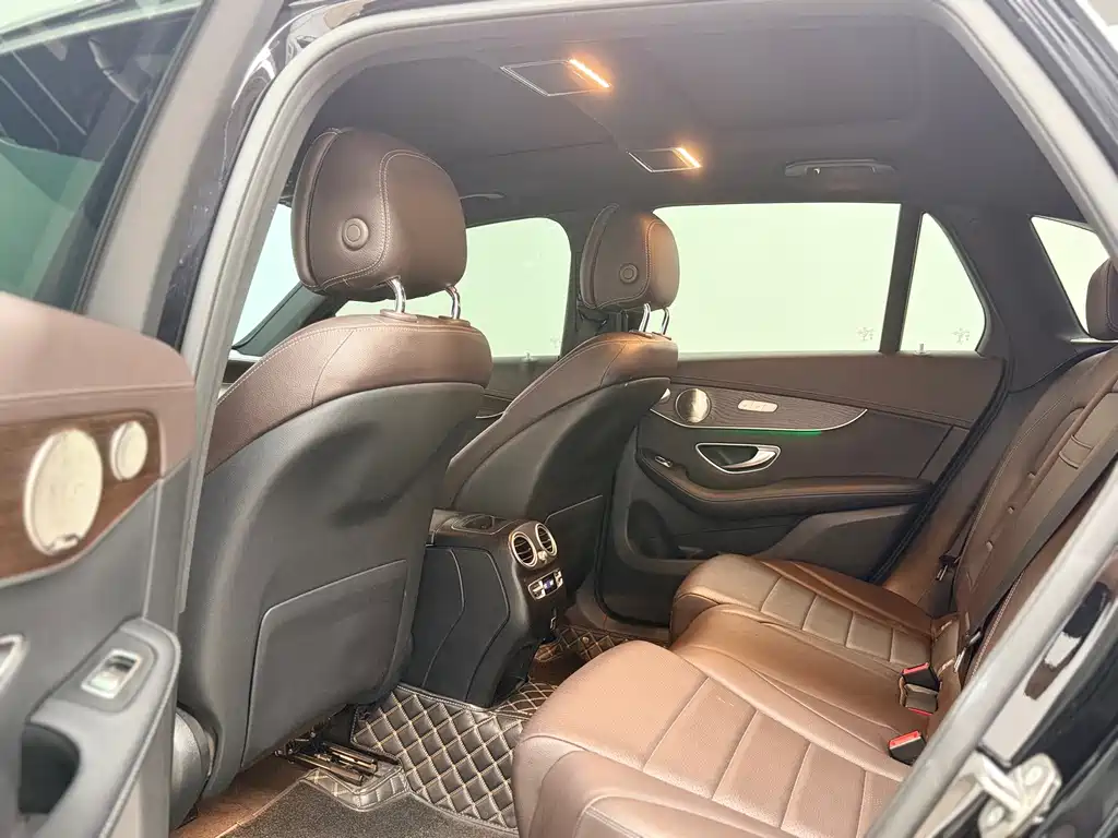 Mercedes-Benz GLC — миниатюра 9