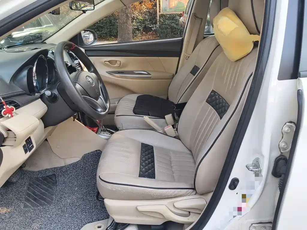 Toyota Yaris L — миниатюра 16