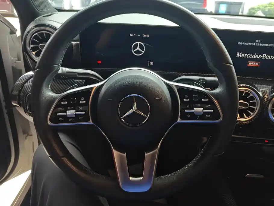 Mercedes-Benz A-Class — миниатюра 15