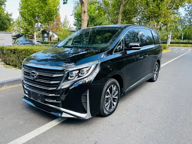 GAC Trumpchi M8