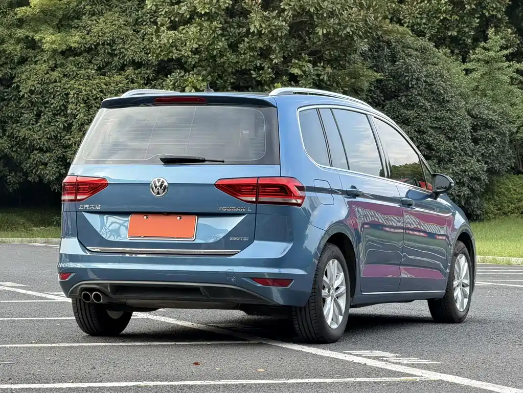 Volkswagen Touran — миниатюра 5