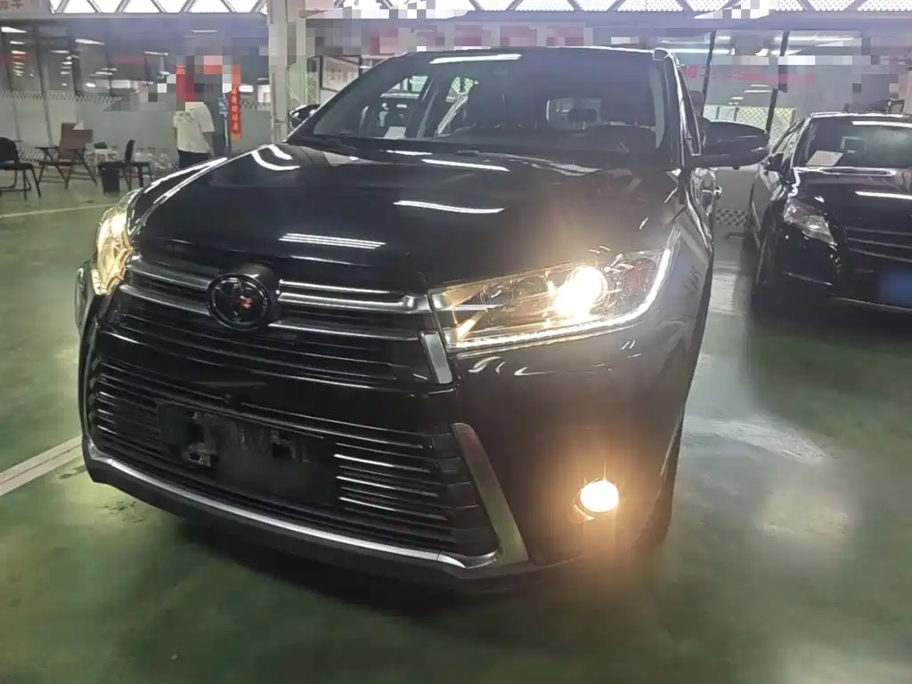 Toyota Highlander — миниатюра 3