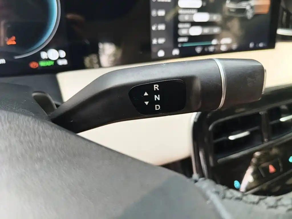 Leapmotor Leapmotor S01 — миниатюра 10