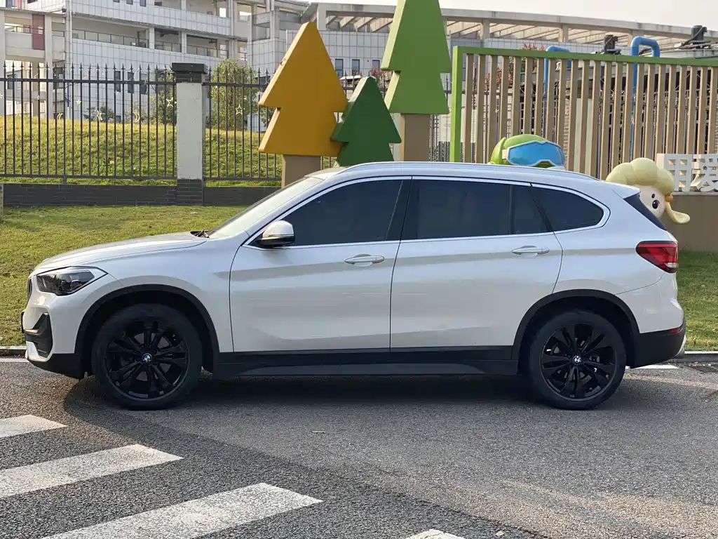 BMW X1 — миниатюра 4