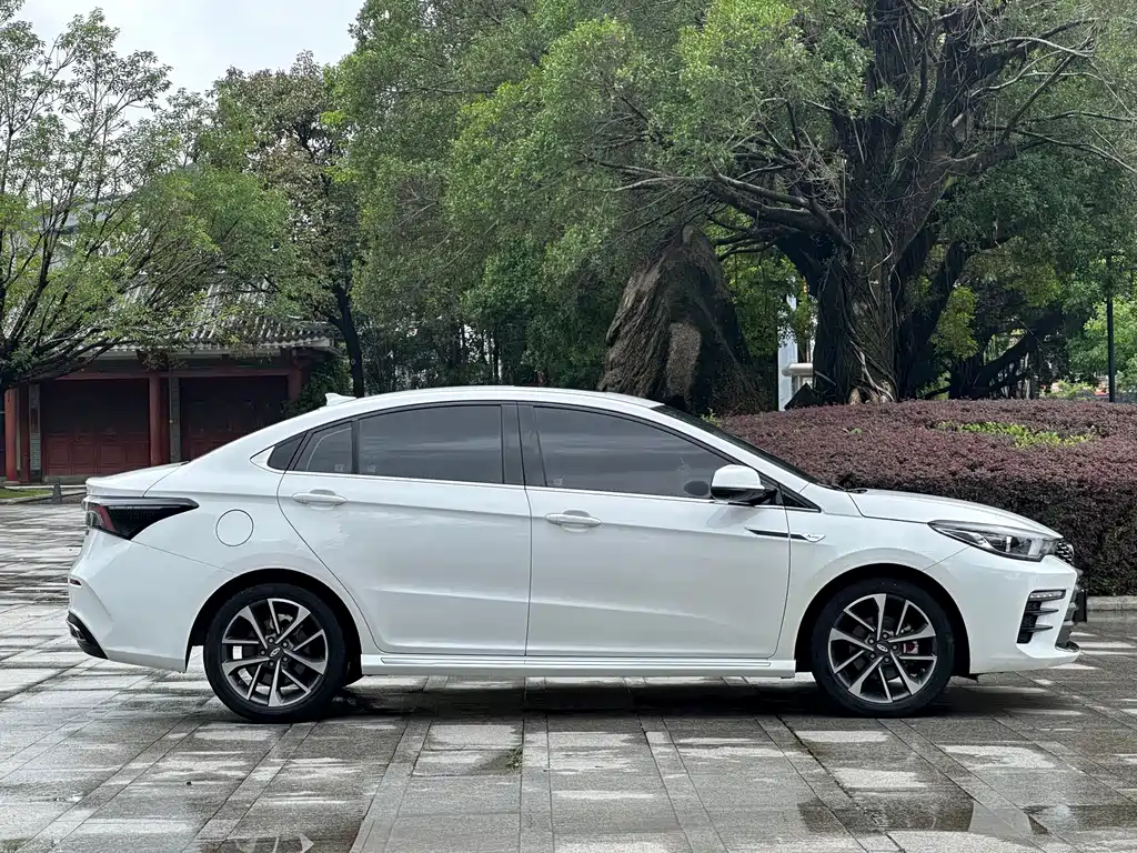 Chery Arrizo 5 PLUS — миниатюра 7