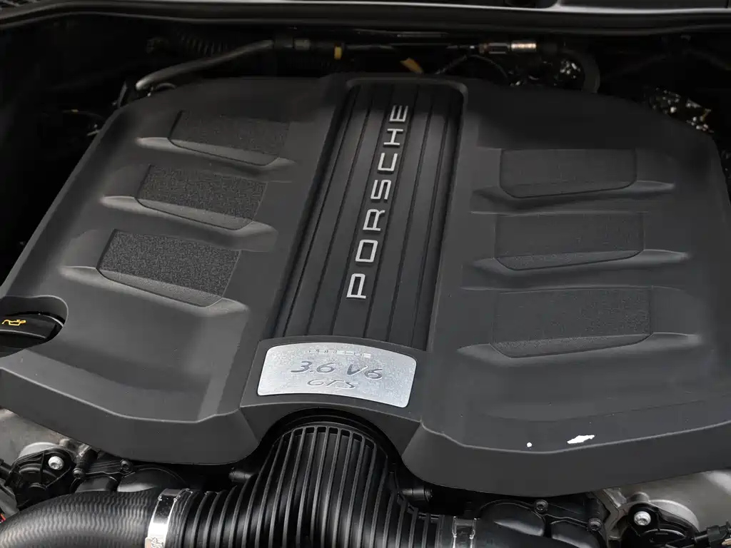 Porsche Cayenne — миниатюра 8