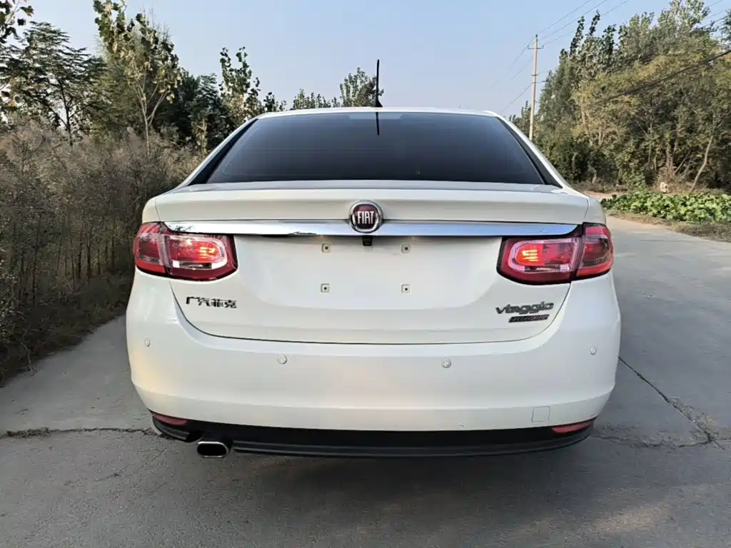 Fiat Viaggio — миниатюра 6