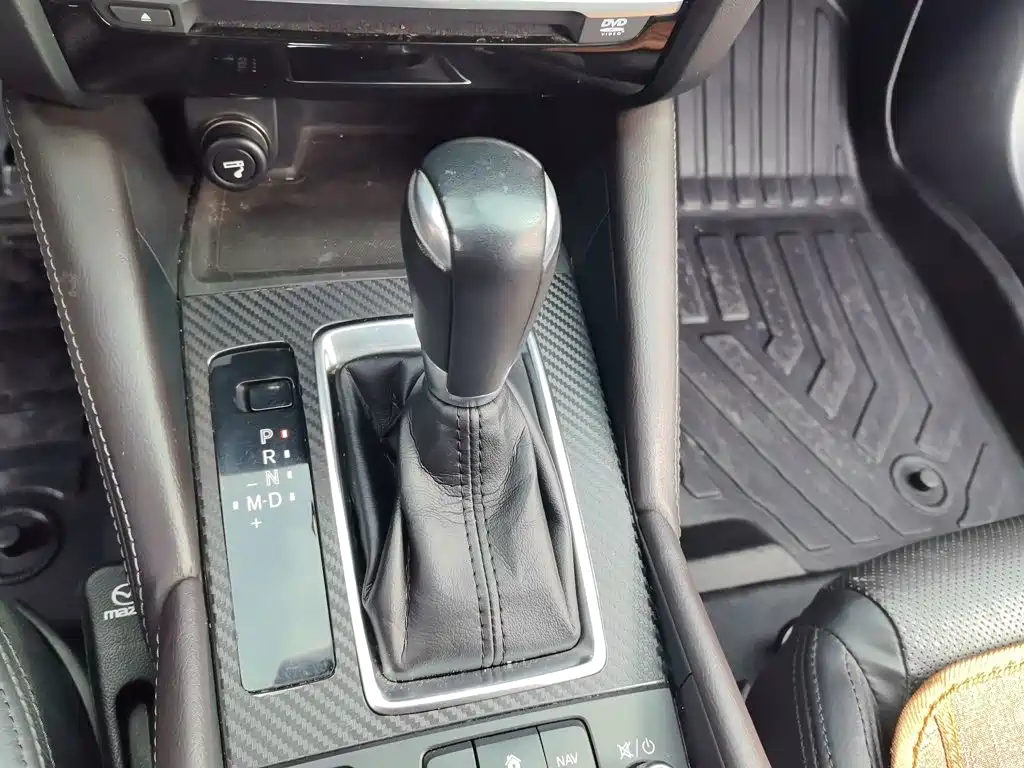 Mazda Atenza — миниатюра 10