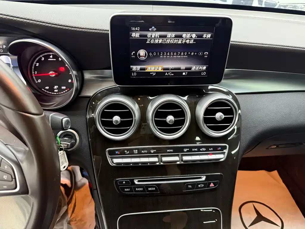 Mercedes-Benz GLC — миниатюра 9