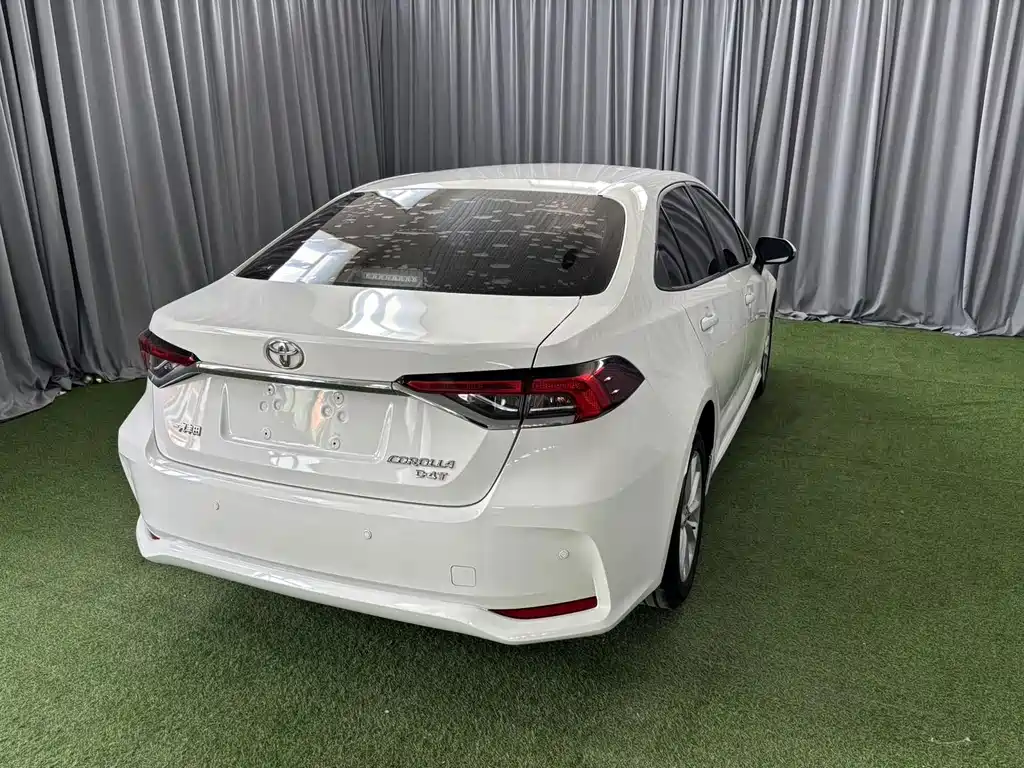 Toyota Corolla — миниатюра 6