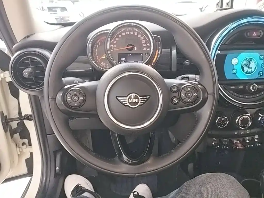 MINI Mini — миниатюра 11