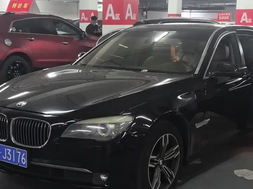BMW 7 Series 2011