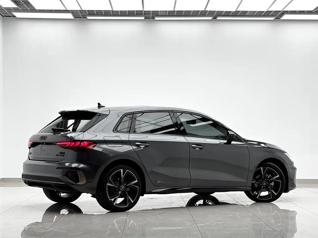 Audi A3 — миниатюра 4